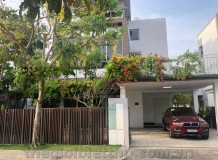 Biệt thự villa sân vườn Riviera Cove Quận 9