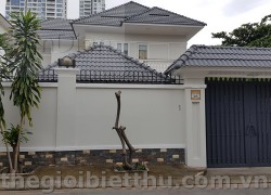 Cho thuê biệt thự Thảo Điền góc đường 12