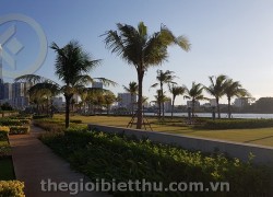 Mỗi biệt thự ven sông HOLM là một vườn địa đàng