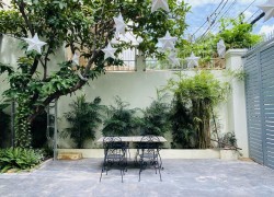 Bán biệt thự 215 Nguyễn Văn Hưởng Thảo Điền