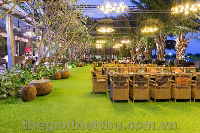 nhà hàng thảo điền ven sông