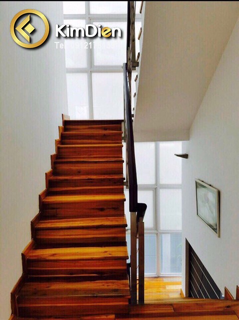 Long description image 1