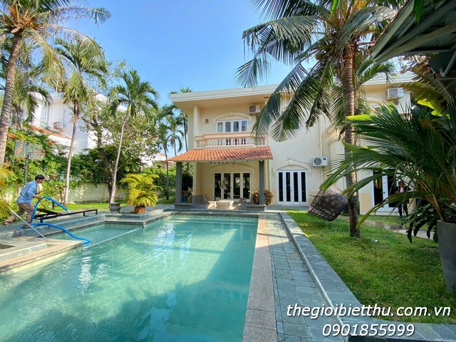 Long description image 1