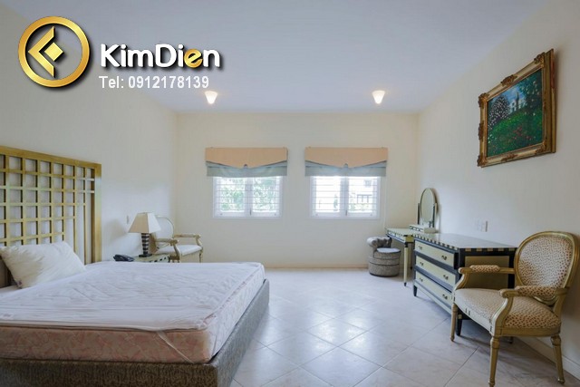 Long description image 1