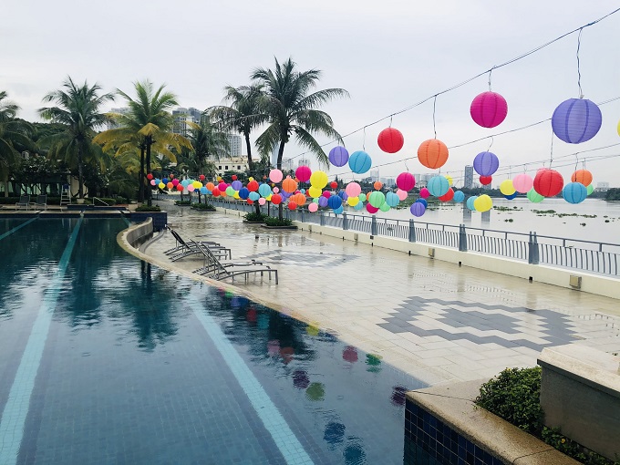 Long description image 1