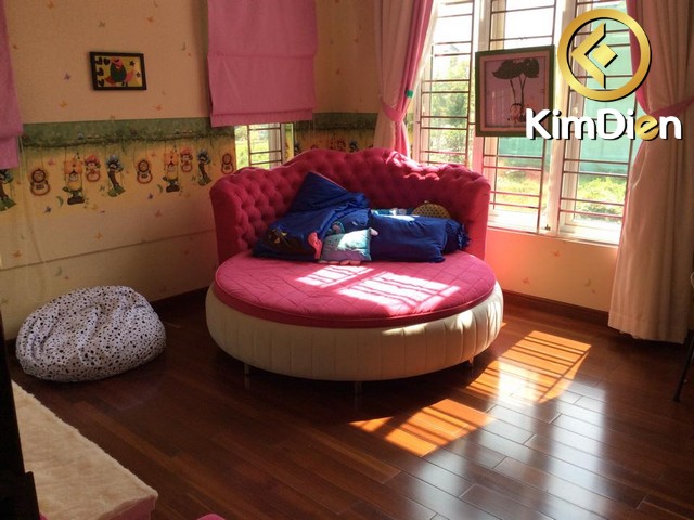 Long description image 1