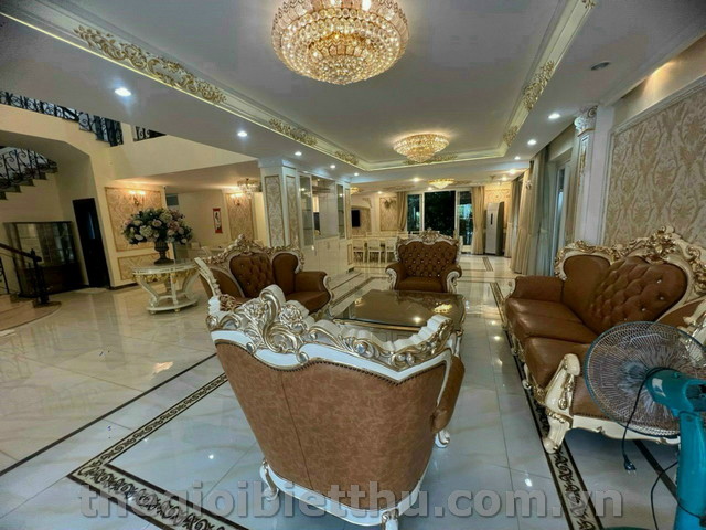 biệt thự thảo điền 204/15 nguyễn văn hưởng