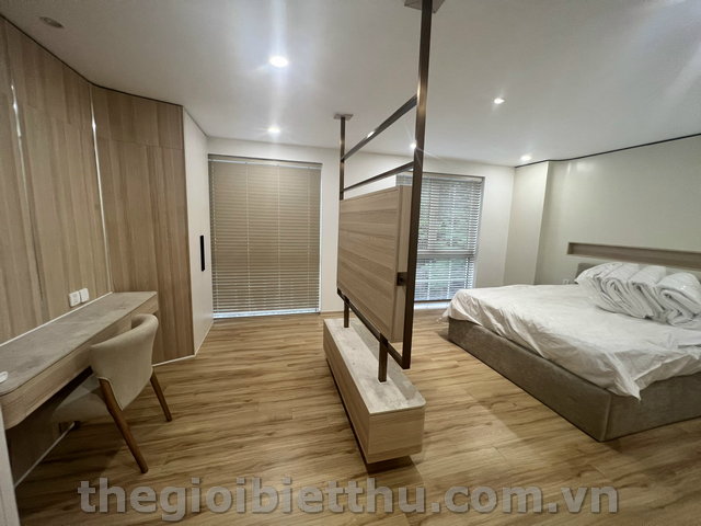 bán biệt thự king crown thảo điền