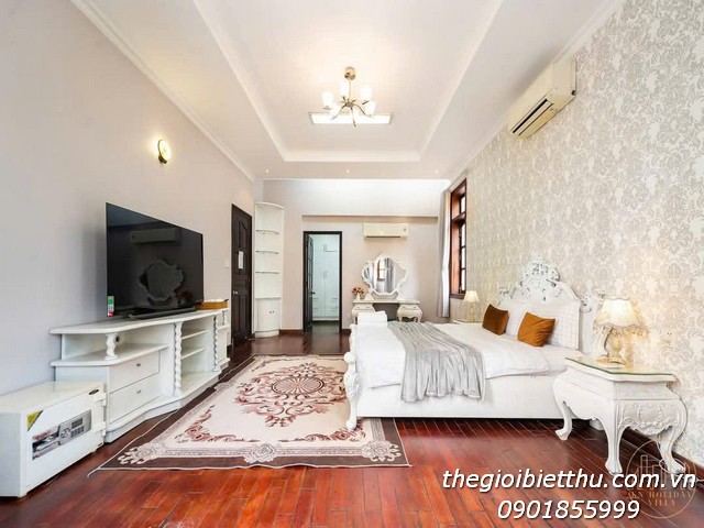 Long description image 1