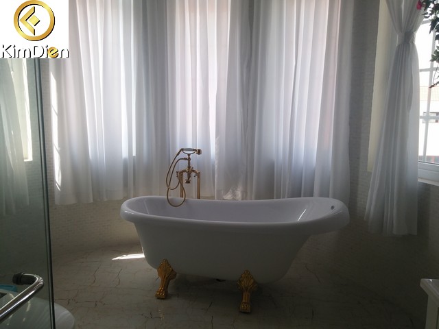 Long description image 1