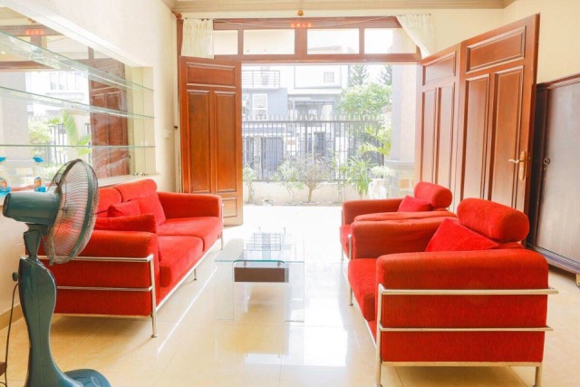 Long description image 1