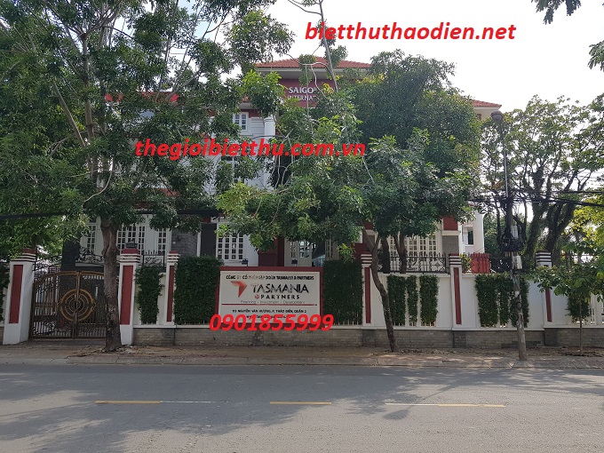 Long description image 1