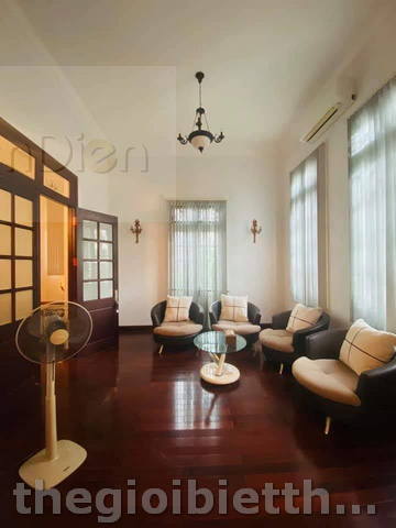 Long description image 1