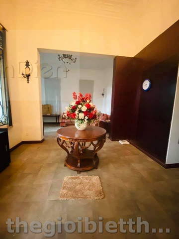 Long description image 1