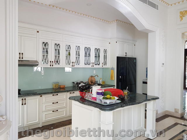 Long description image 1