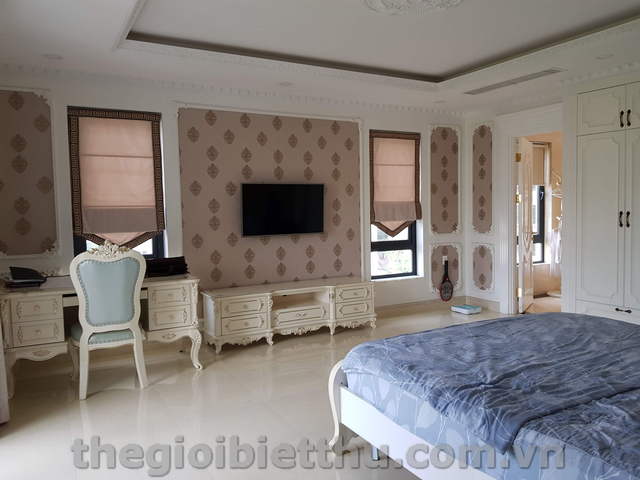 Long description image 1