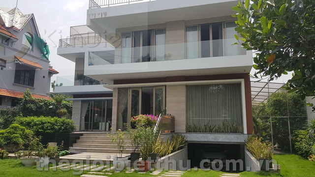 Long description image 1