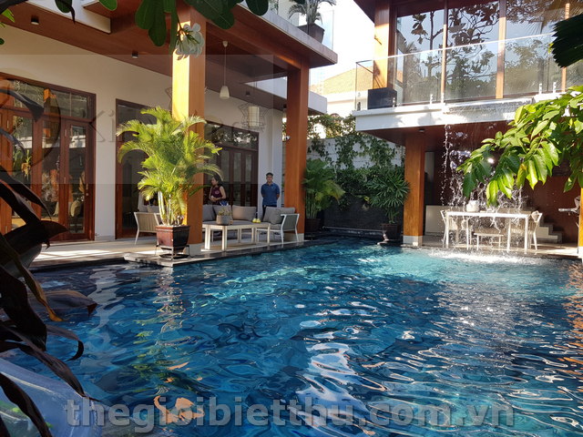 Long description image 1