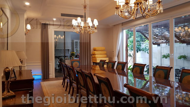 bán biệt thự thảo điền quận 2