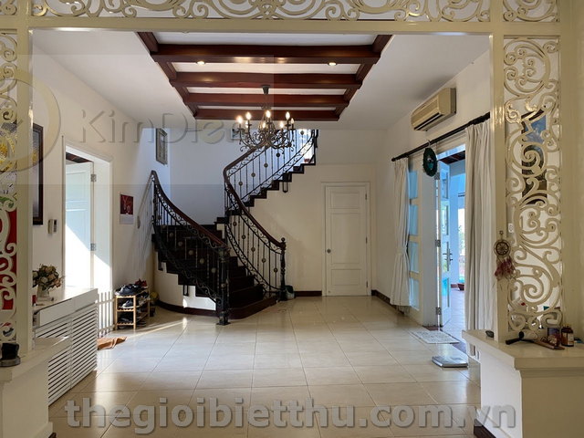 Long description image 1