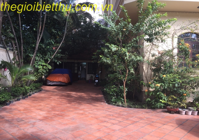 Long description image 1