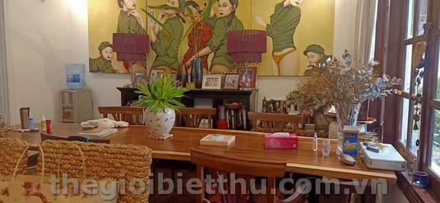 Long description image 1