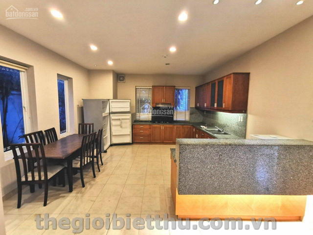 Long description image 1