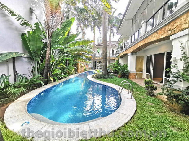 Long description image 1