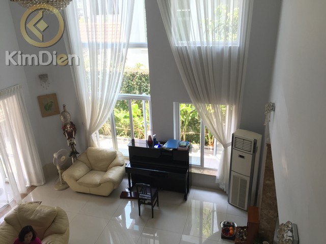 Long description image 1