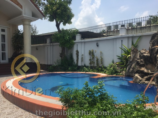 Long description image 1