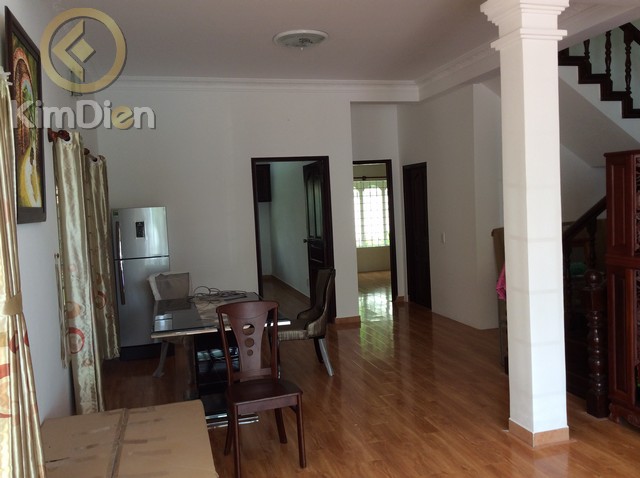 Long description image 1