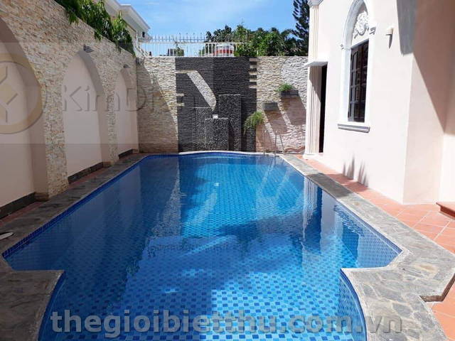 Long description image 1