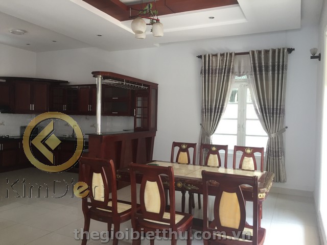 Long description image 1