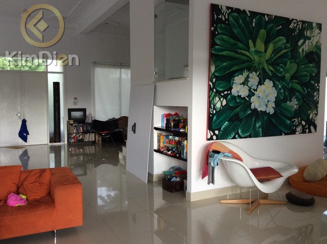 Long description image 1