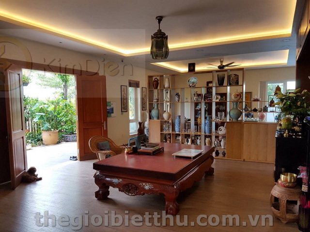 Long description image 1