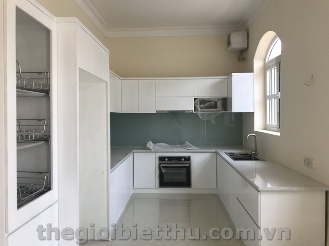 biet thu thao dien quan 2