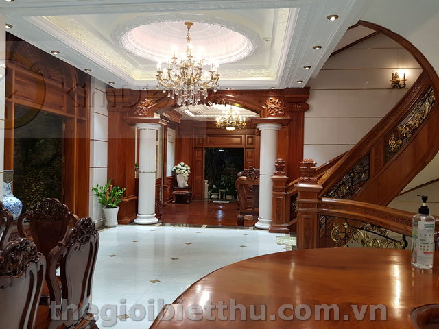 Long description image 1