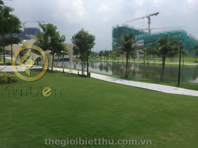 Long description image 1