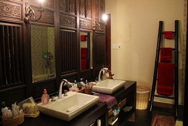 Long description image 1