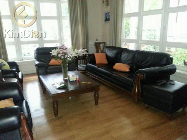 Long description image 1