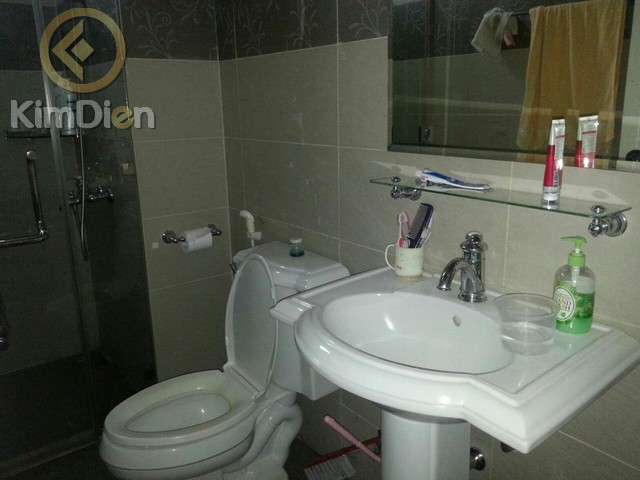 Long description image 1