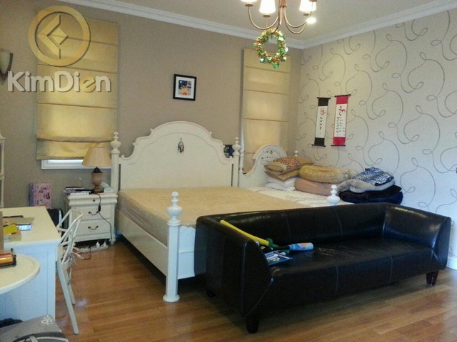 Long description image 1