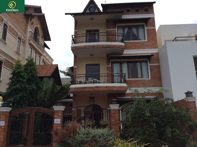 Long description image 1