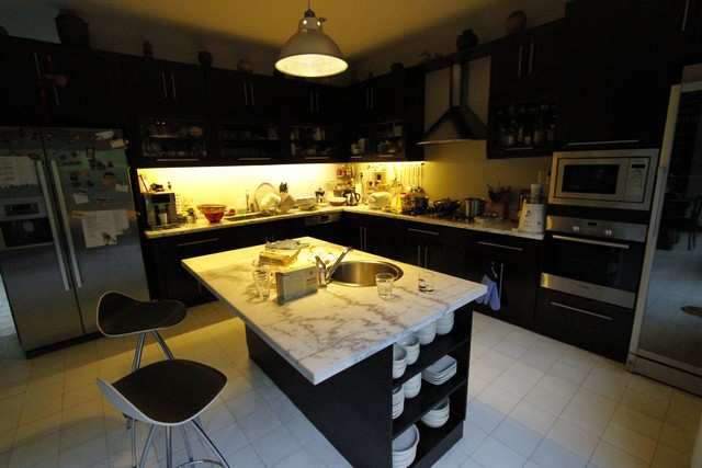 Long description image 1