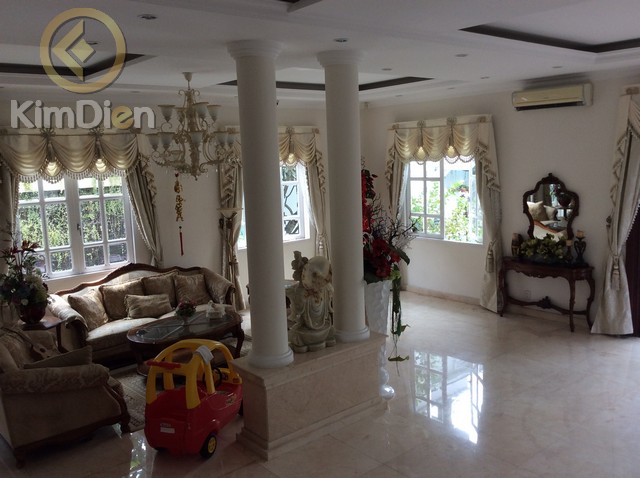 Long description image 1