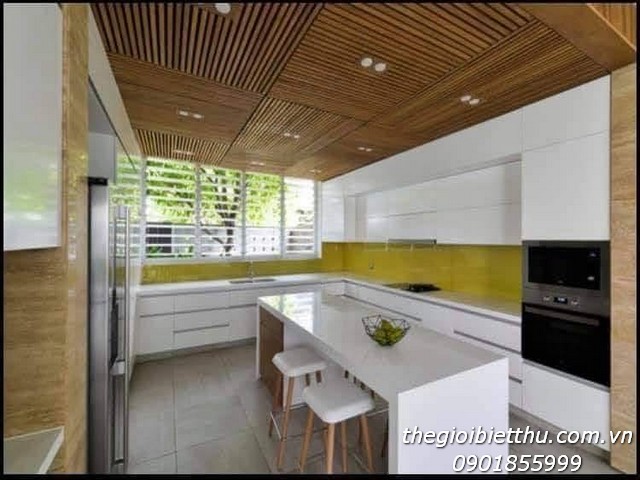 Long description image 1