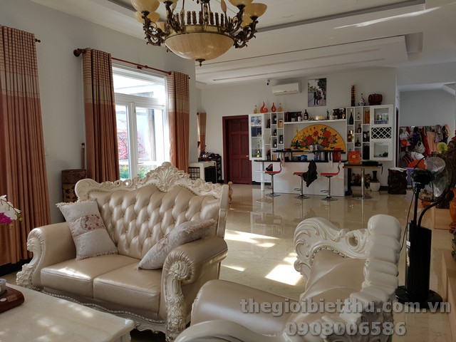 Long description image 1