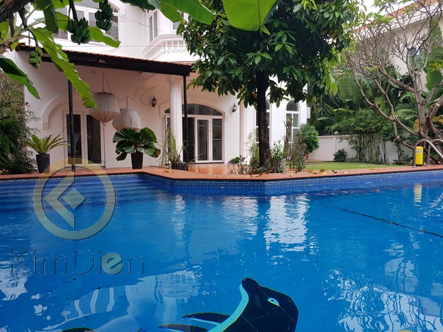 Long description image 1