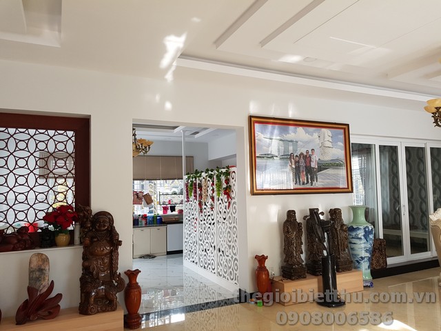 Long description image 1